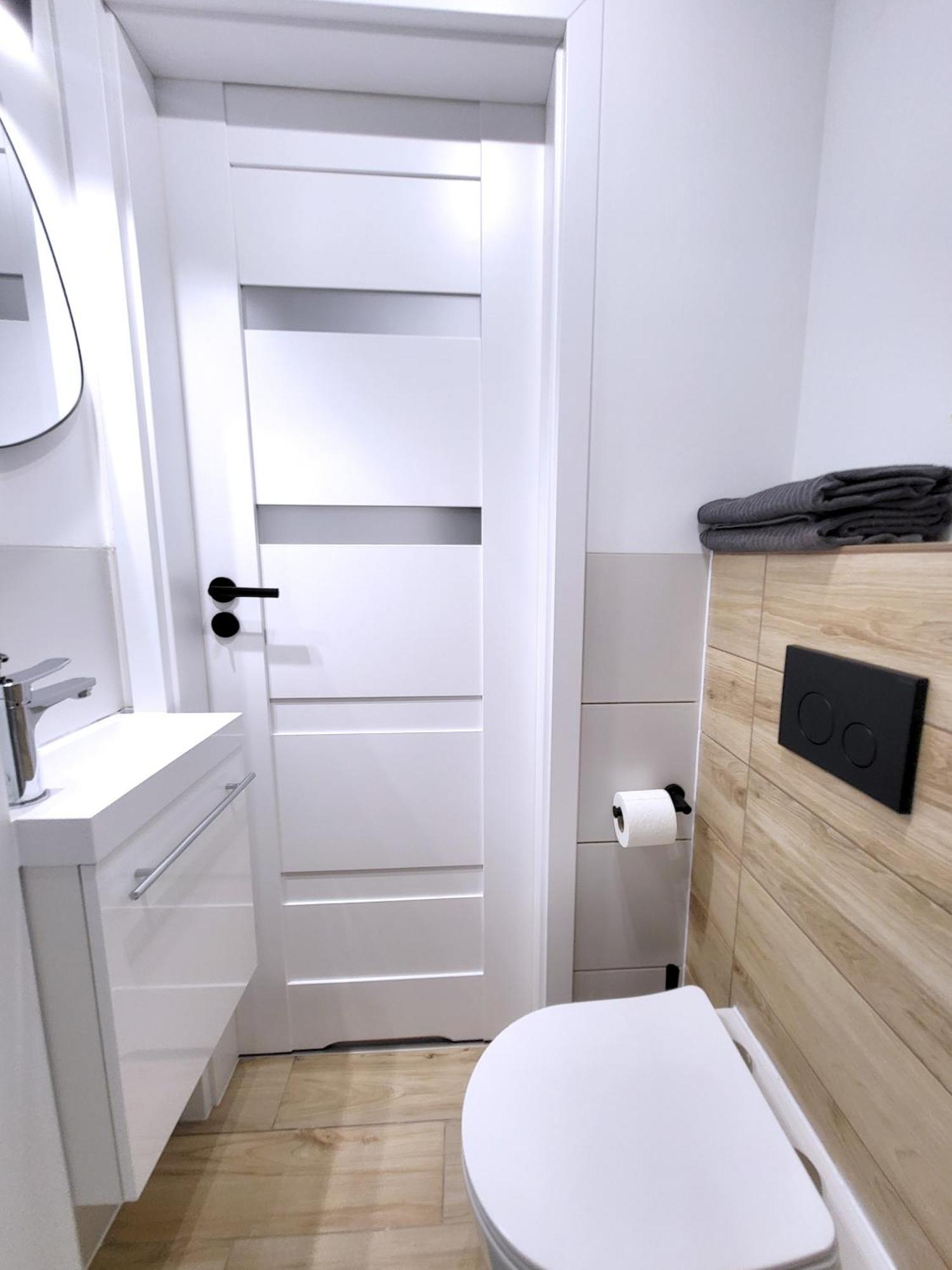 Apartmán Enjoy! Srodmiescie Nowogrodzka Varšava Exteriér fotografie